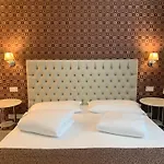 Nuova Opera & 4* فيرونا