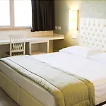 بيت ضيافة Nuova Opera & 4*