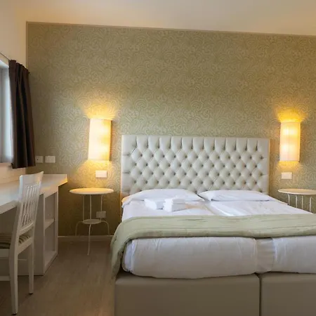 Konukevi Nuova Opera & Verona