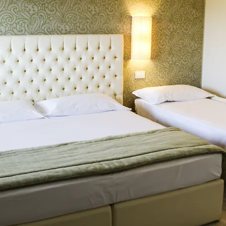 Konukevi Nuova Opera & 4*