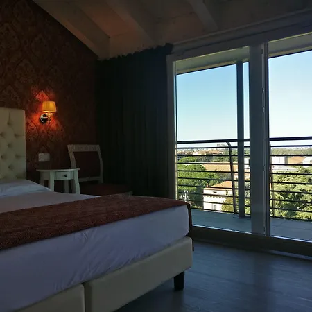 Konukevi Nuova Opera & Verona