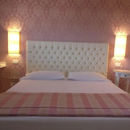 Konukevi Nuova Opera & Verona