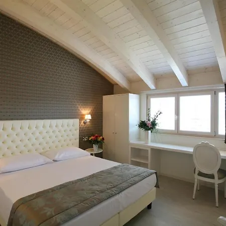 Konukevi Nuova Opera &