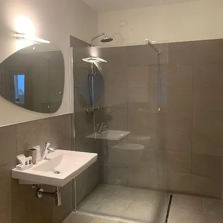 Nuova Opera & 4* Verona