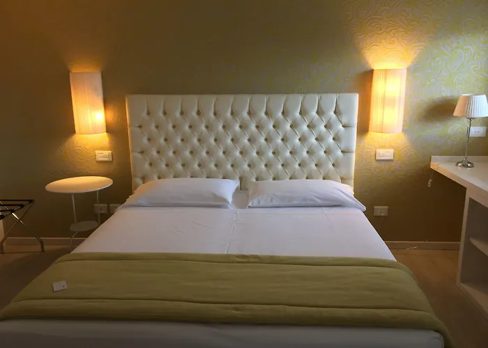 Nuova Opera & Affittacamere 4*